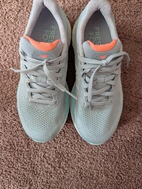 New Balance Women's Mint & Coral Athletic Running Shoes